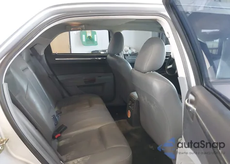 2005 Chrysler 300 Touring from USA, damaged, VIN 2C3JA53G05H157073